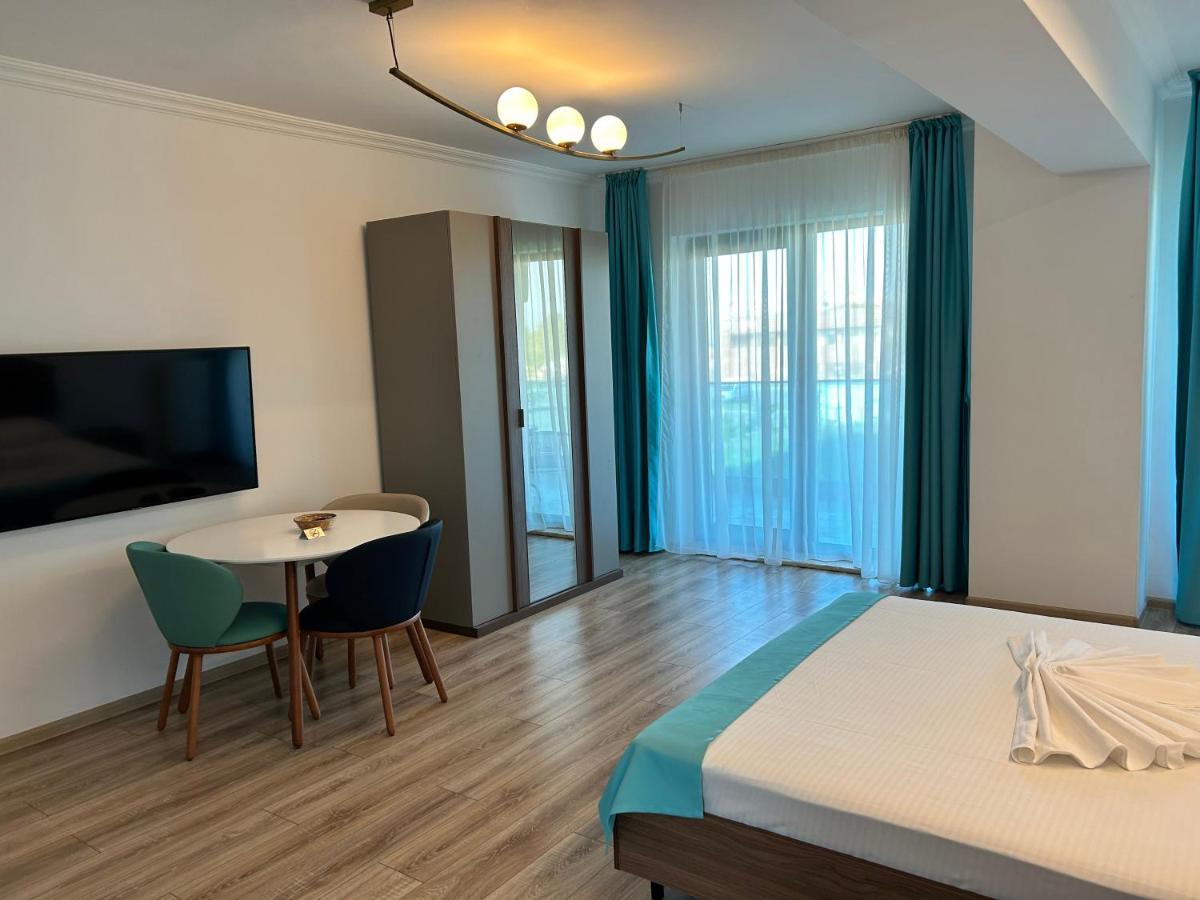 North Club Apartments II Mamaia Exterior photo