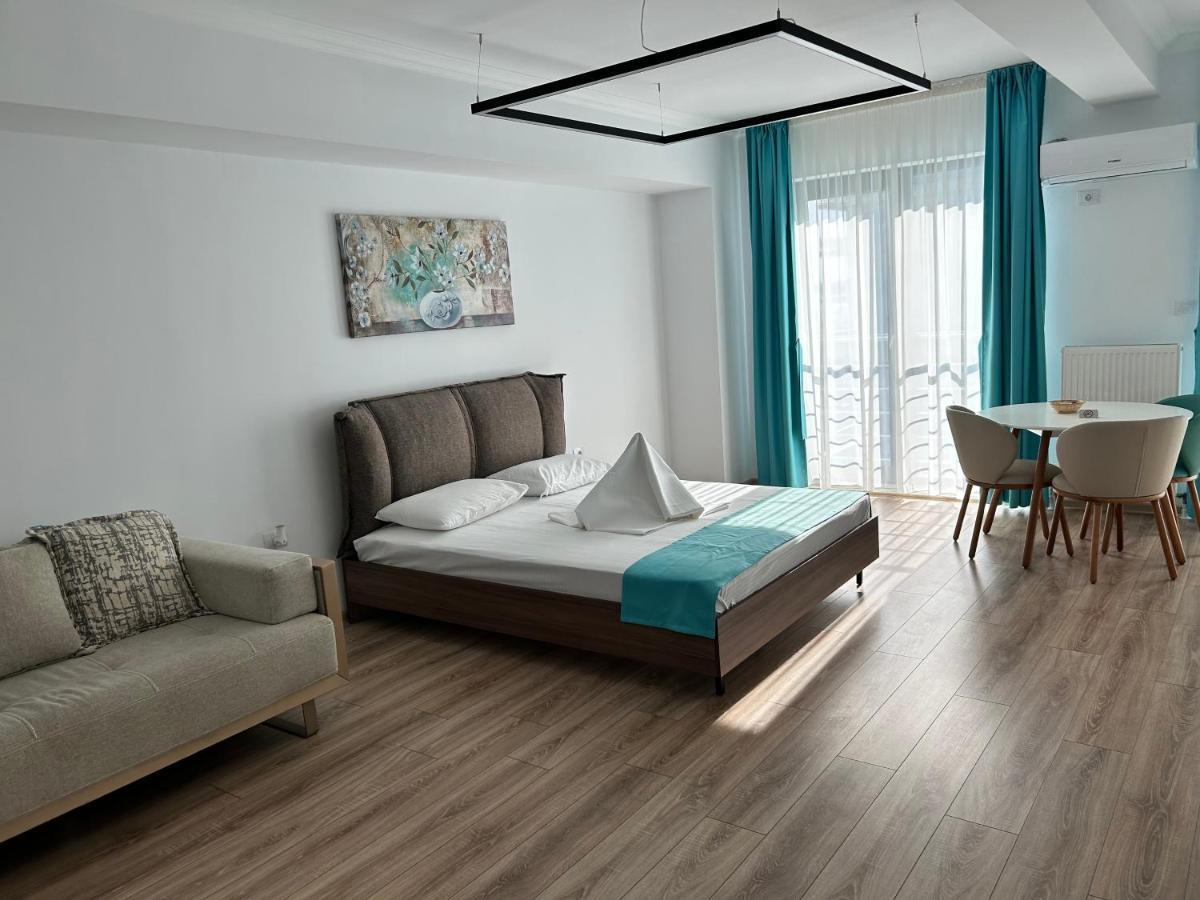North Club Apartments II Mamaia Exterior photo
