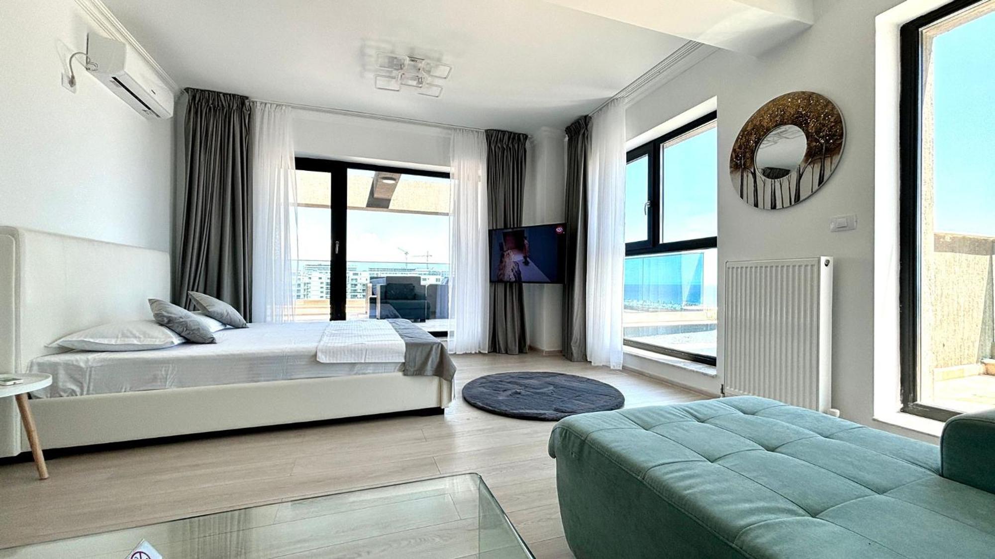 North Club Apartments II Mamaia Exterior photo